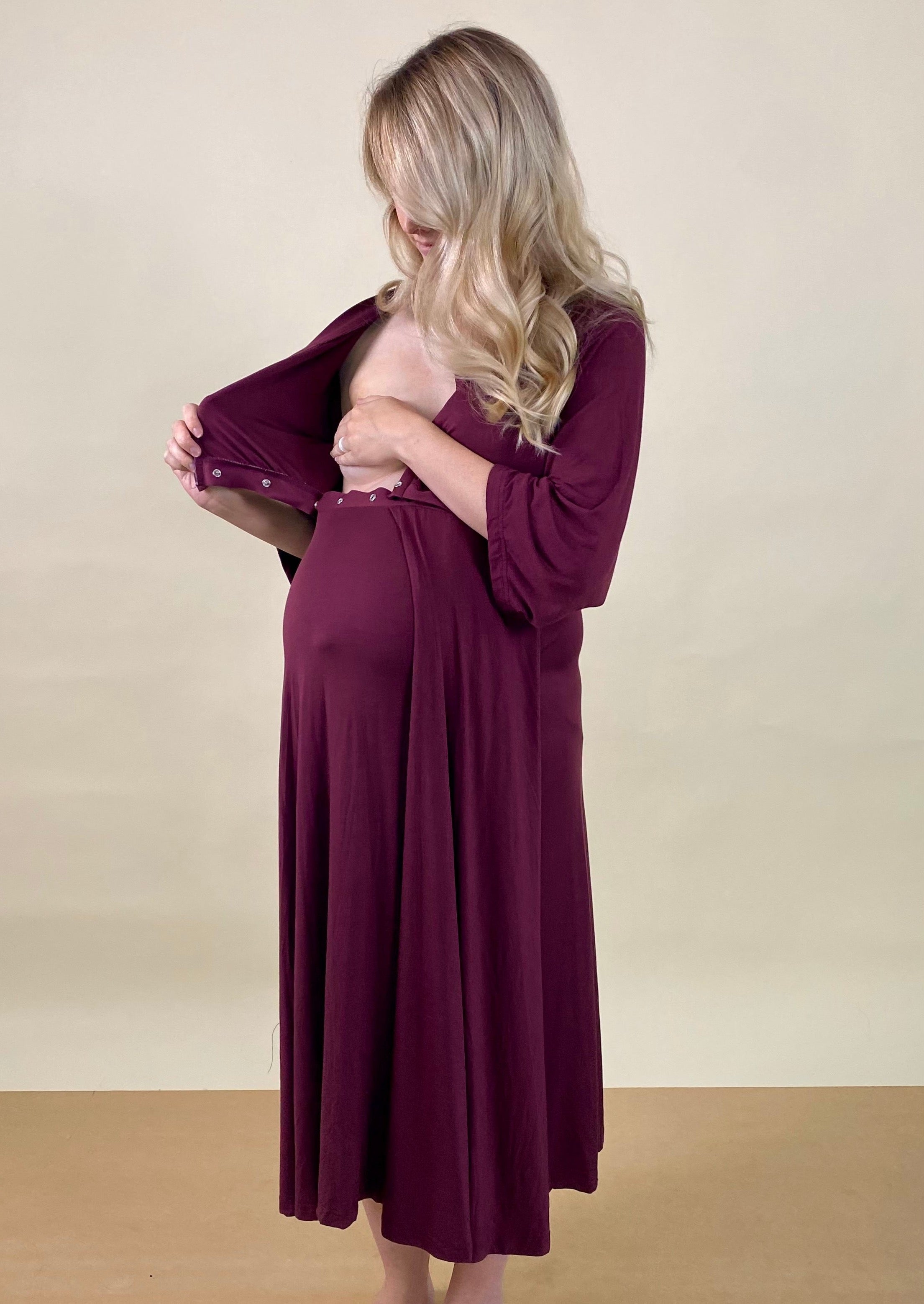 Lila Labor & Postpartum Gown in Plum – Lila - Australia